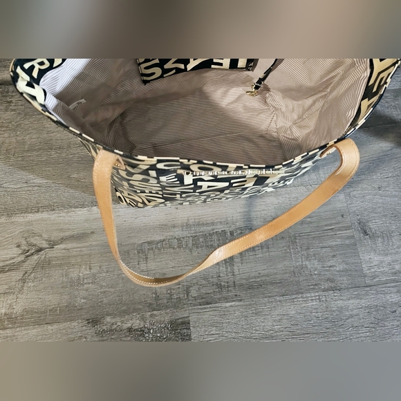 Victoria's Secret monogram Tote Bag From the Supermodel Essentials collection - Picture 11 of 12